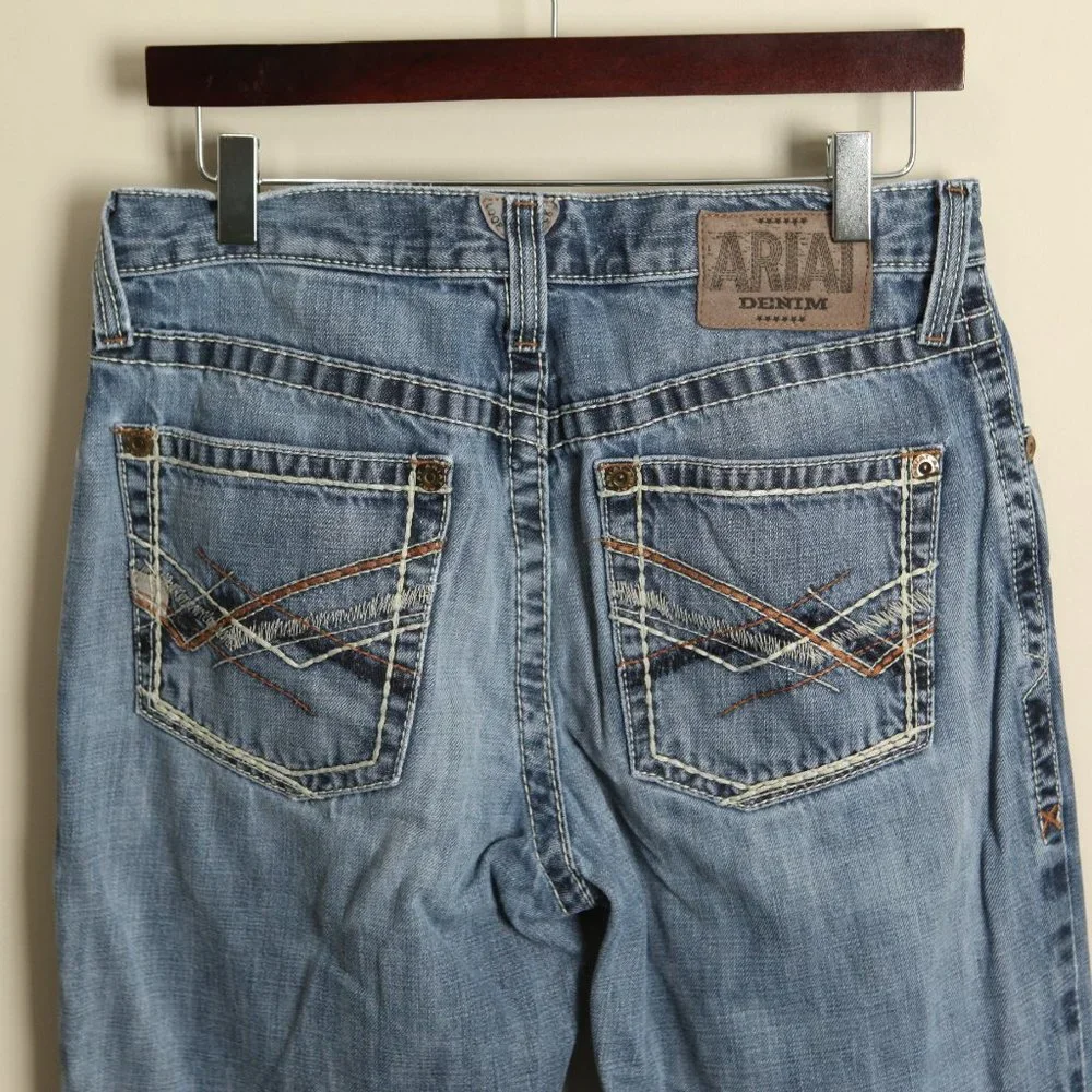 Ariat Men's light blue relaxed bootcut mid rise M2 blue Jeans 31 X 36 - Picture 1 of 7